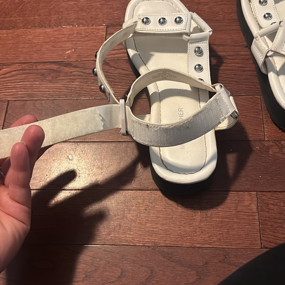 Marc Fisher White Strappy Sandals with Studded Design Size: 8 - Picture 8 of 8